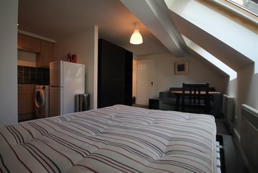 1 bed studio, Westmorland Road, Newcastle Upon Tyne, Newcastle, NE14EG - Image 5